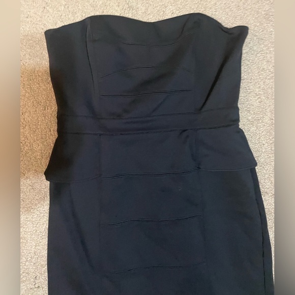 White House black market black strapless mini dress size 6 - Picture 5 of 9